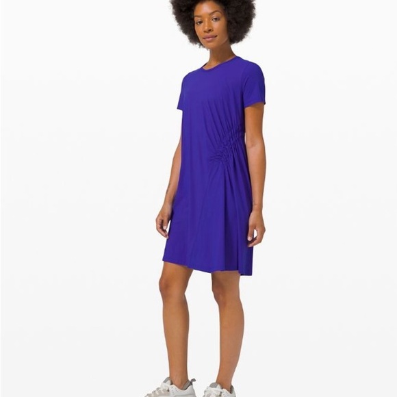 Lululemon Seek Sun Dress Lazurite Royal Blue Size 6 UV Protection Ruched - Picture 1 of 11
